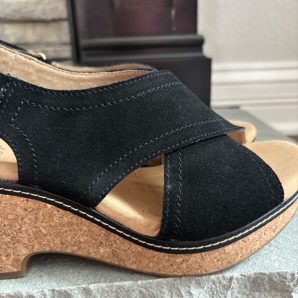Clarks Giselle Cove Black Suede Sling Back Cushion Wedge Sandals Women Size 10W - Picture 13 of 14